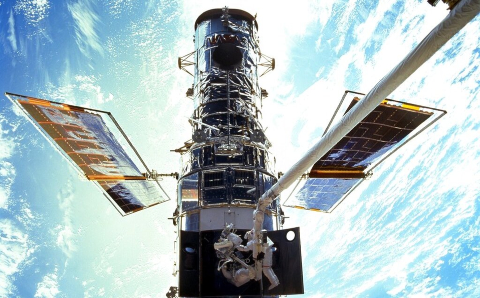 HUBBLE 3
