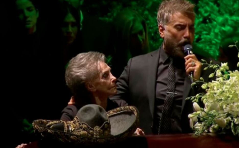 HOMENAJE 1