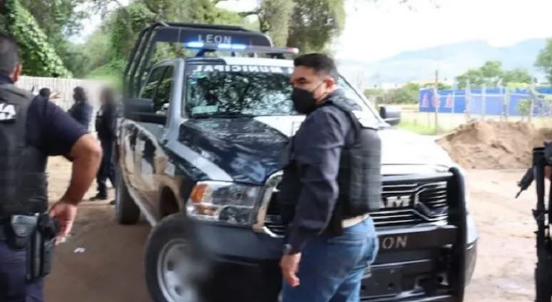 POLICÍA 3