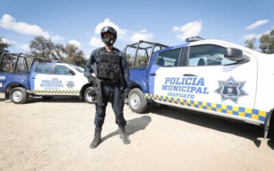 POLICÍAS