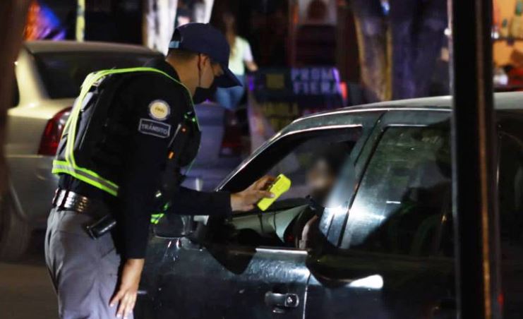 POLICÍA