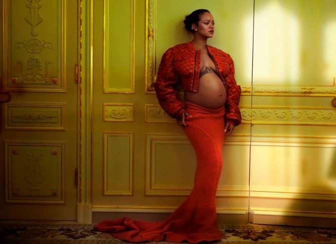 RIHANNA 3
