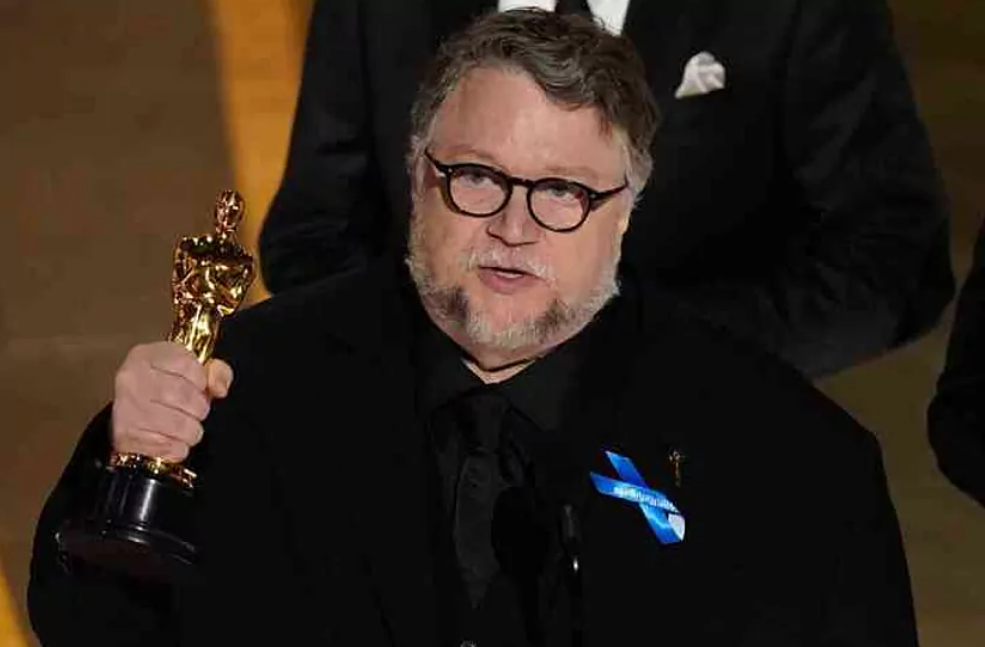 DEL TORO