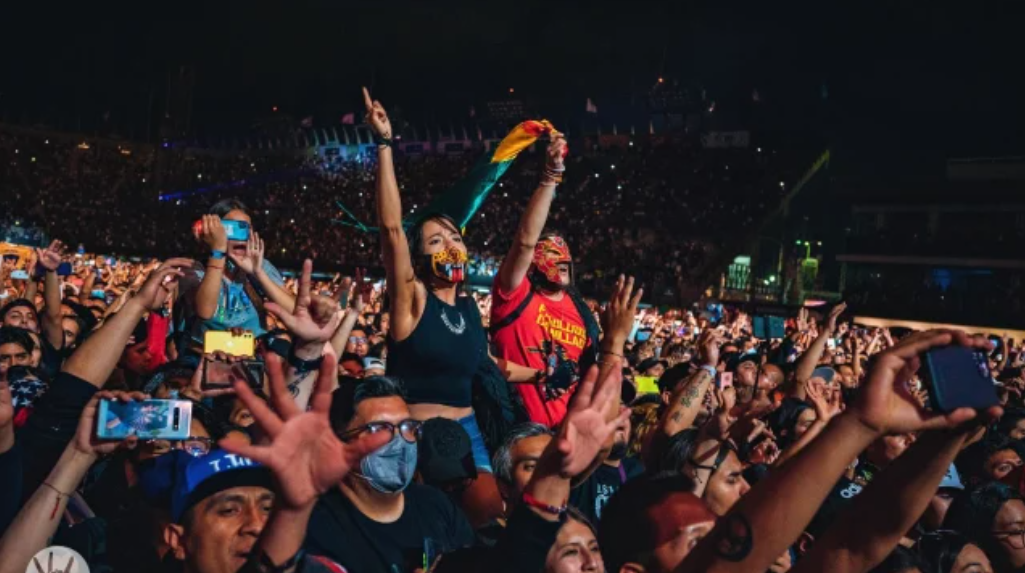 VIVE LATINO