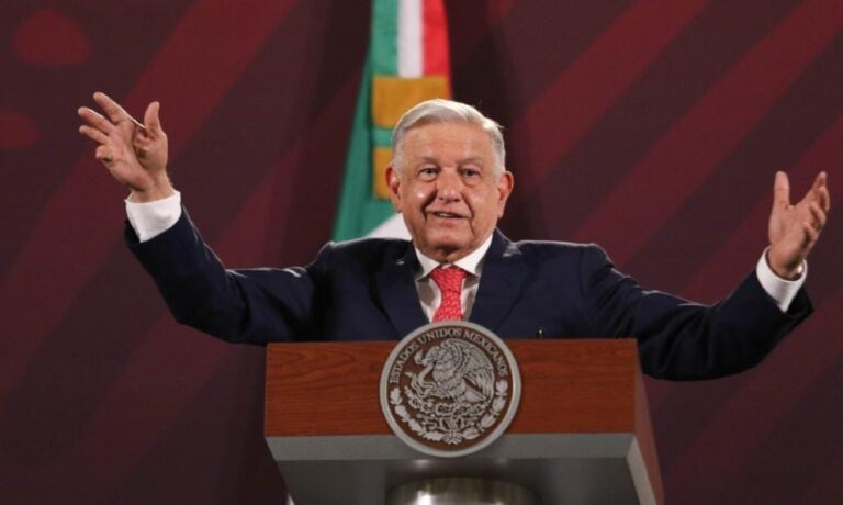 AMLO2
