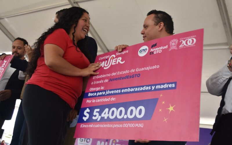 BECAS 1
