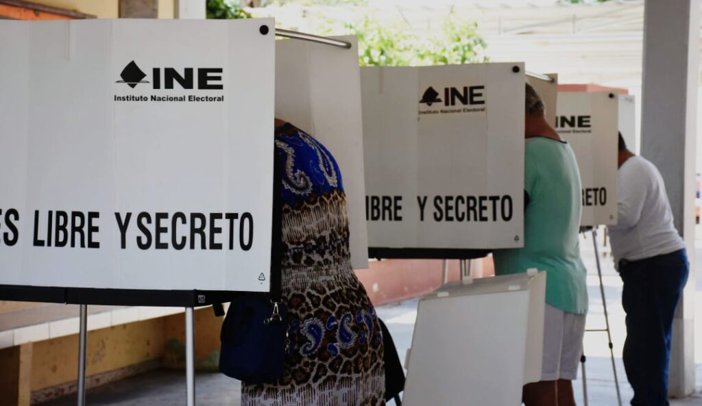 INE2