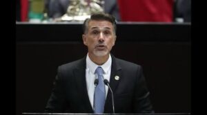 Sergio Mayer diputado