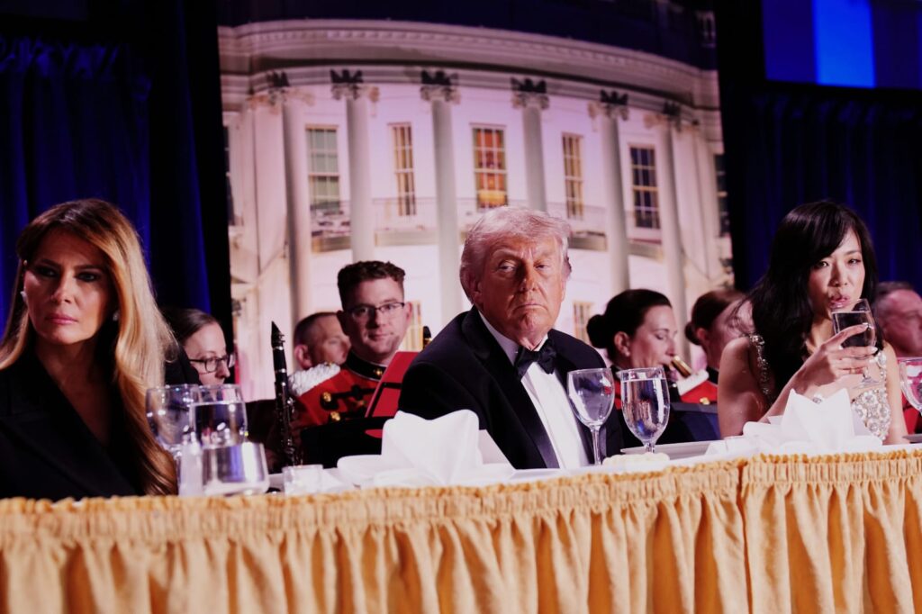 Trump42