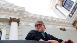 Guillermo-del-Toro-640x360