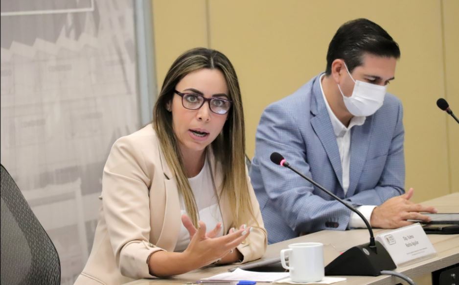 REESTRUCTURA GOBIERNO